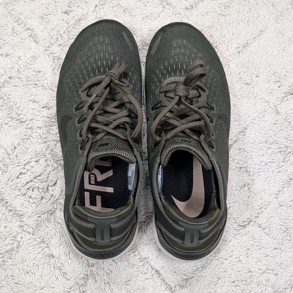Nike Free Rn 2018 Green Cargo Khaki Running Shoes Mens Sz 7 942836-300 NEW main image 2
